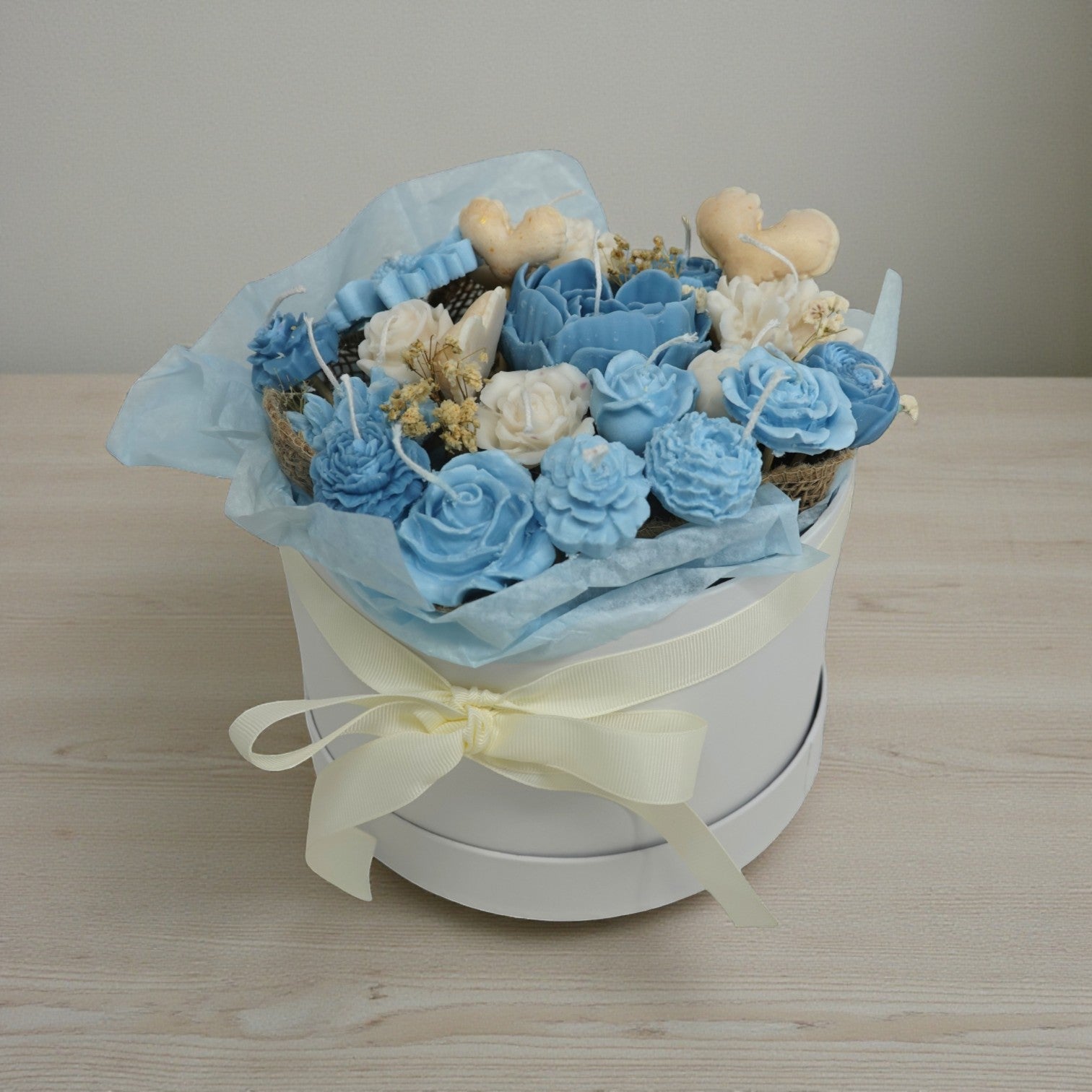 Floral Arrangement – Blue Ocean Serenity