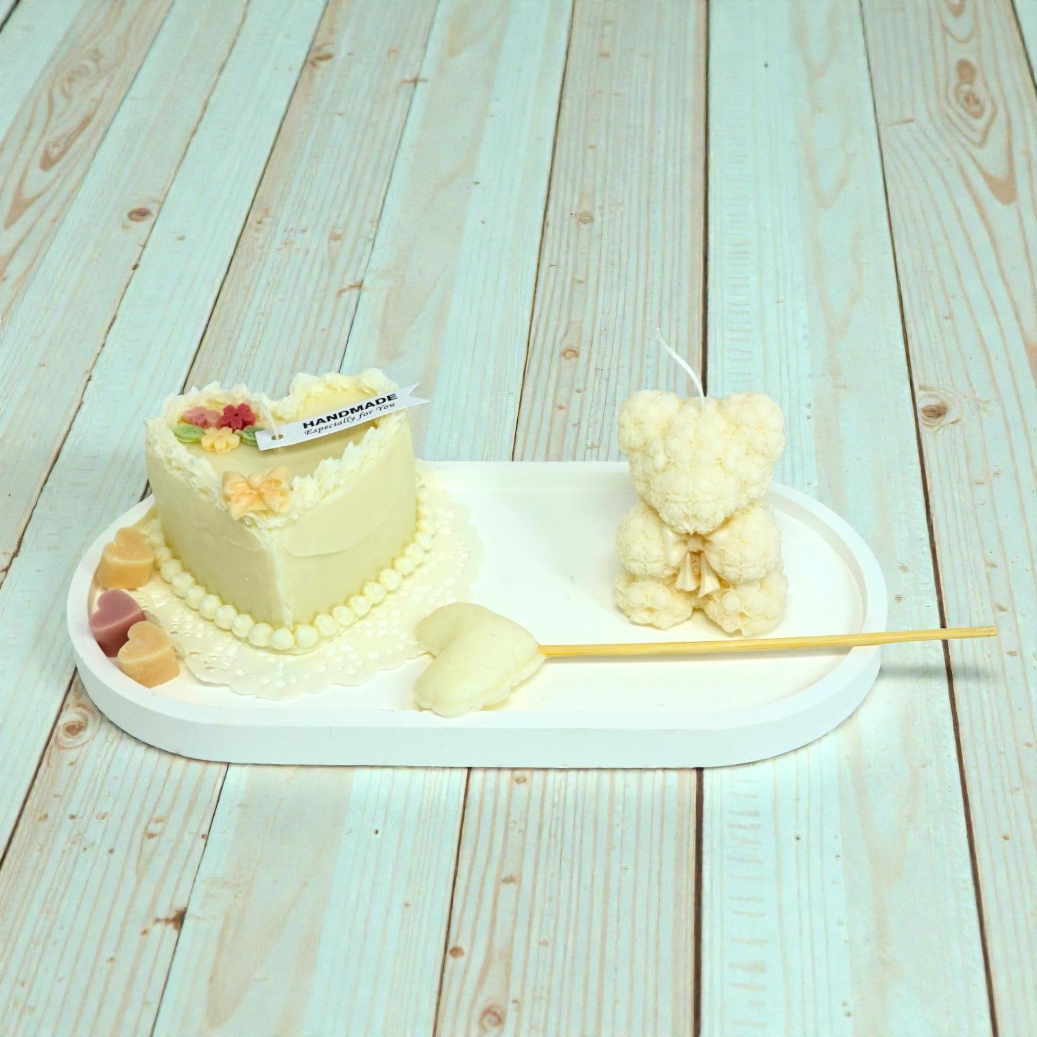 Grande Bloom Plate – Celebration